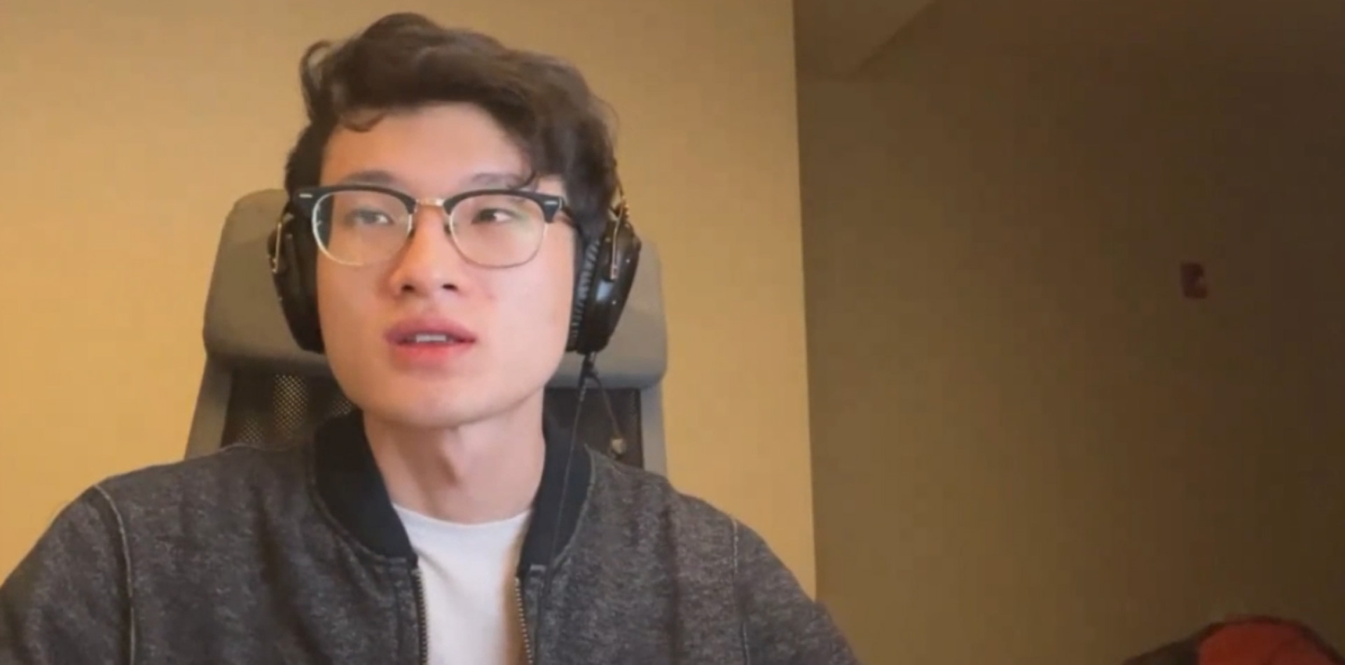 Y同學