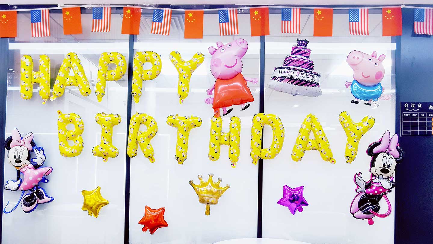 8月生日趴體來啦！屬于托普仕的集體浪漫